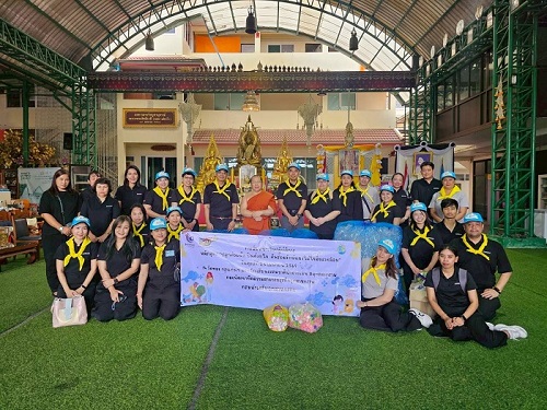 กข.กสอ. จัดกิจกรรม "ปันขวด ปันบุญ หนุนนำใจ " รวบรวมขวดน้ำพลาสติกใช้แล้ว มอบให้กับ วัดทอง จรัญสนิทวงศ์ บางพลัด กรุงเทพฯ